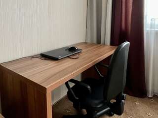 Гостевой дом Резидент Новосибирск Семейный номер с балконом-5