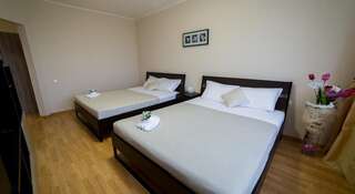 Гостевой дом Апарт-отель RESIDENT Новосибирск Двухместный номер бизнес-класса с 2 отдельными кроватями-6