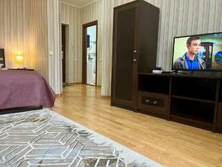 Гостевой дом Резидент Новосибирск Стандартный четырехместный номер-2