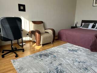 Гостевой дом Резидент Новосибирск Трехместный номер «Комфорт»-10