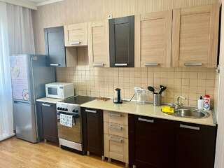 Гостевой дом Резидент Новосибирск Классический четырехместный номер-8