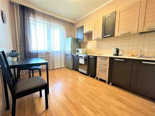 Гостевой дом Резидент Новосибирск Классический четырехместный номер-3