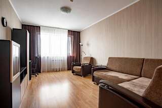 Гостевой дом Апарт-отель RESIDENT Новосибирск Стандартные апартаменты (для 3 взрослых)-1